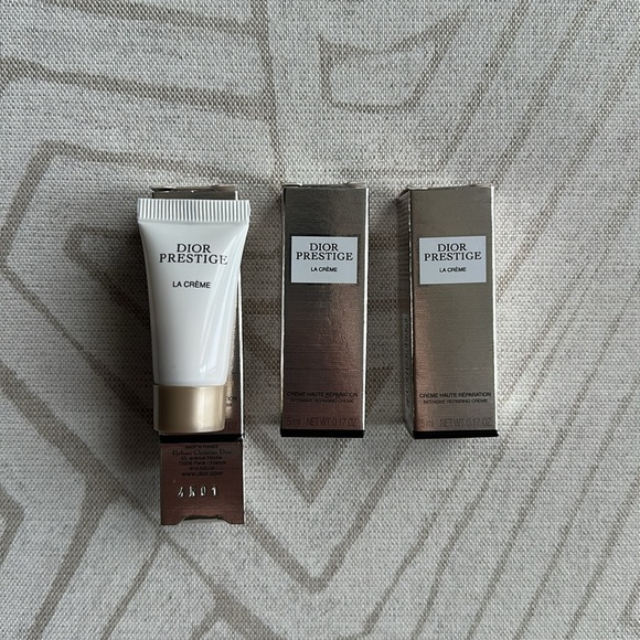 DIOR Prestige La Crème Texture Essentielle samples - Picture 1 of 7